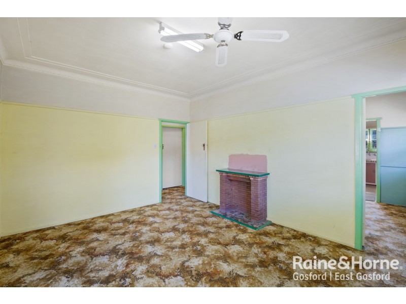 15 Brougham Street, East Gosford NSW 2250