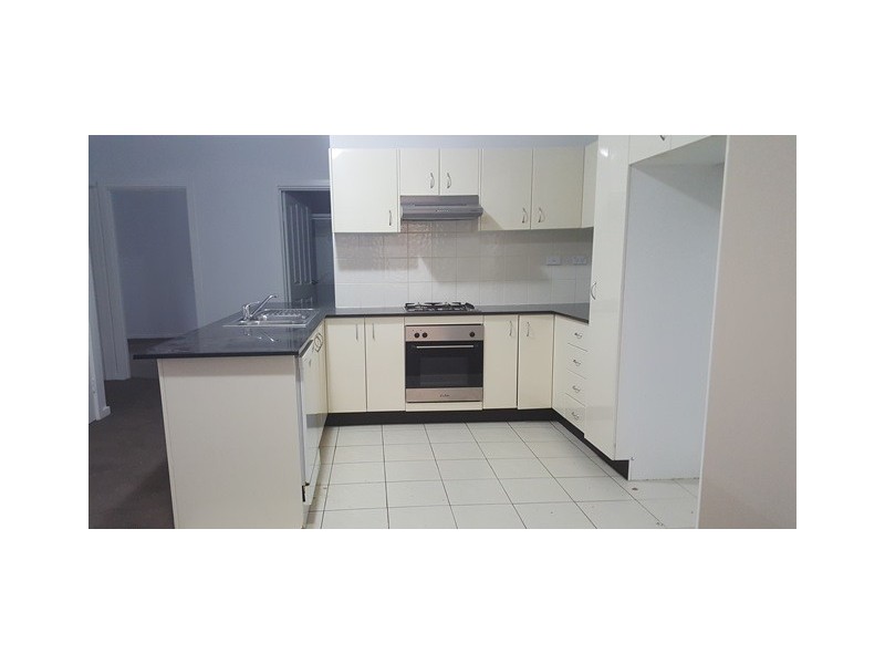 11/14 Margin Street, Gosford NSW 2250
