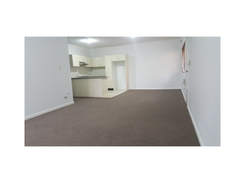 11/14 Margin Street, Gosford NSW 2250