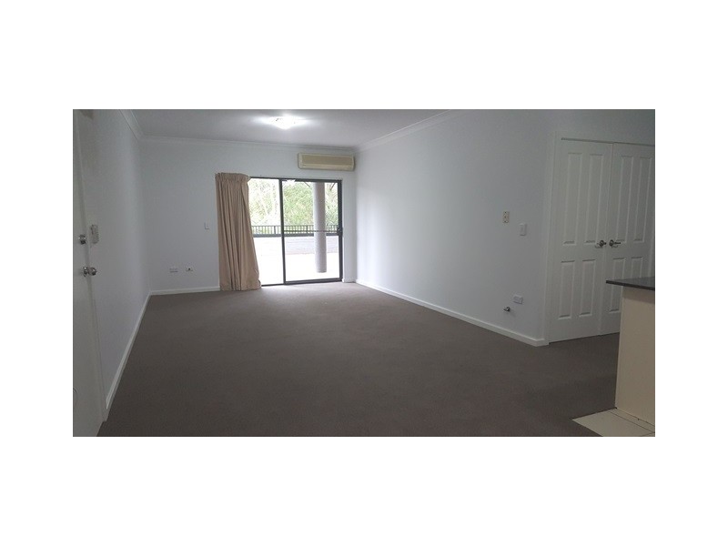 11/14 Margin Street, Gosford NSW 2250