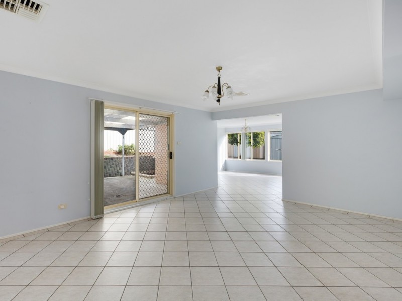 16 Anne Close, Narara NSW 2250