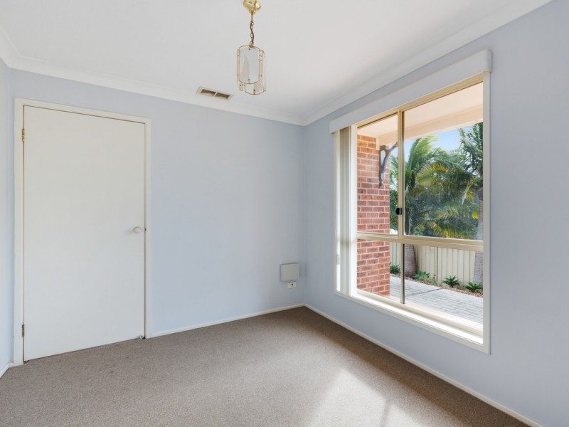 16 Anne Close, Narara NSW 2250