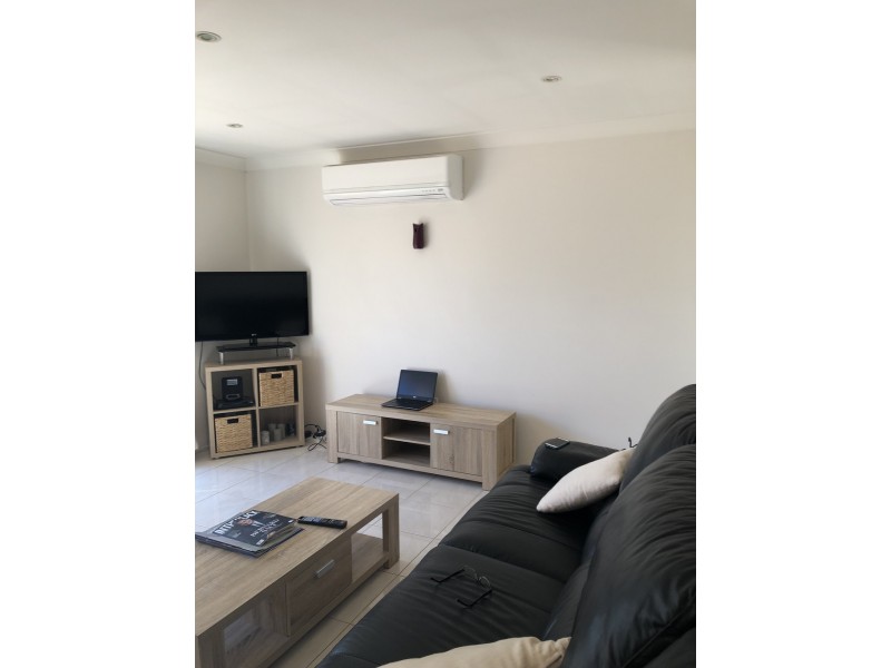 6 Greenvale Road, Green Point NSW 2251