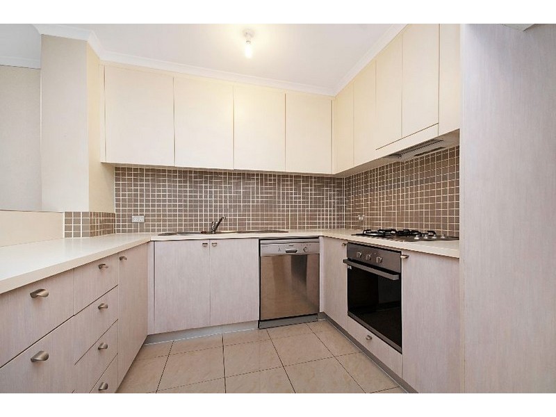 435/80 John Whiteway Drive, Gosford NSW 2250