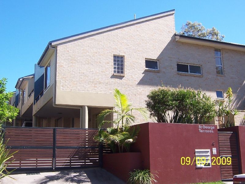 5/4 St George Street, Gosford NSW 2250