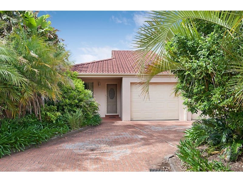 8/6 Beechwood Close, Ourimbah NSW 2258