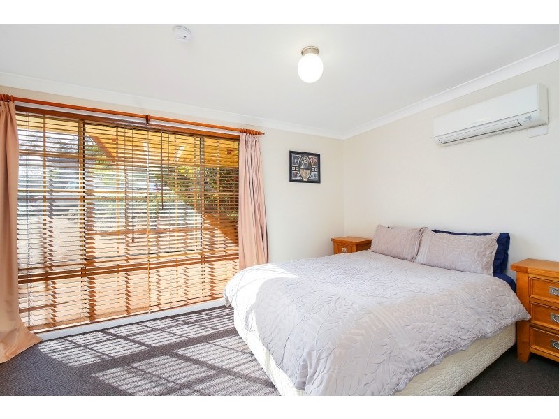 9 Plateau Road, North Gosford NSW 2250