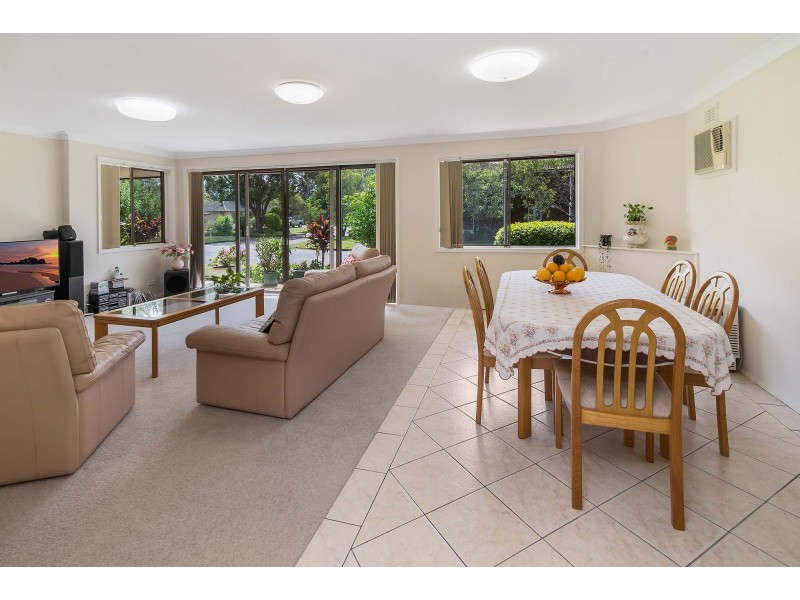 12 Uratta Street, West Gosford NSW 2250