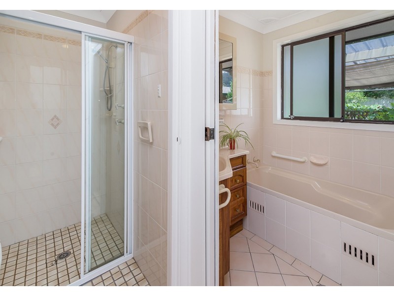 12 Uratta Street, West Gosford NSW 2250