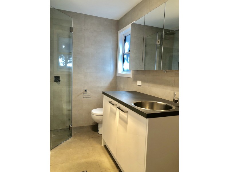 2a Scribbly Gum Crescent, Erina NSW 2250