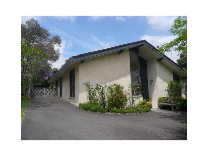 4 Greenslope Drive, Green Point NSW 2251