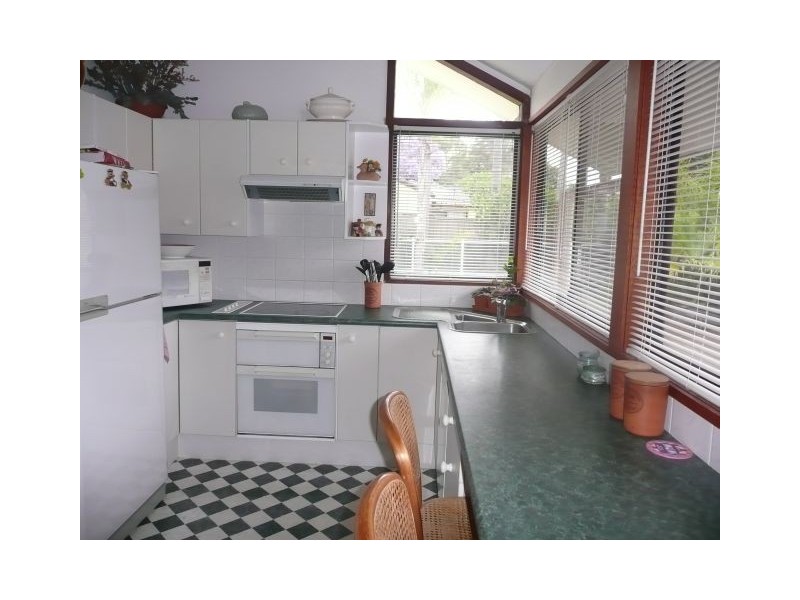 4 Greenslope Drive, Green Point NSW 2251
