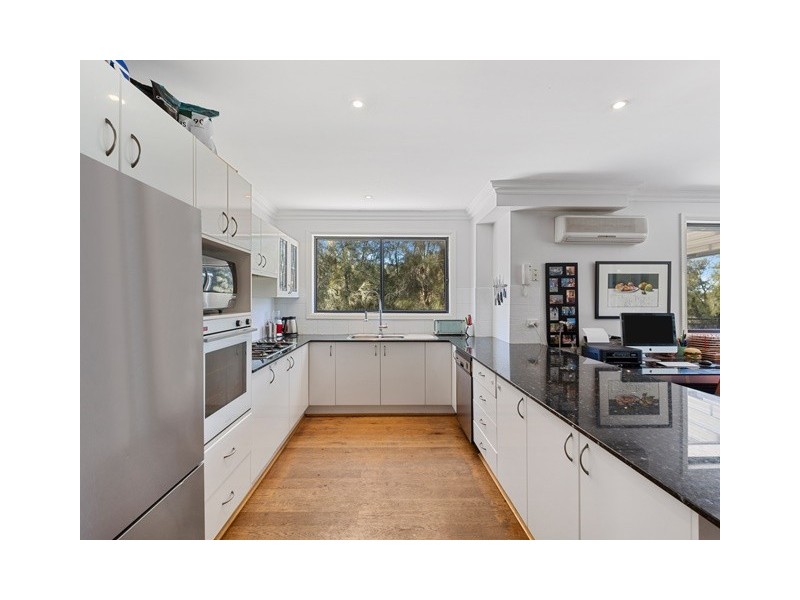 30/2 Adcock Avenue, West Gosford NSW 2250