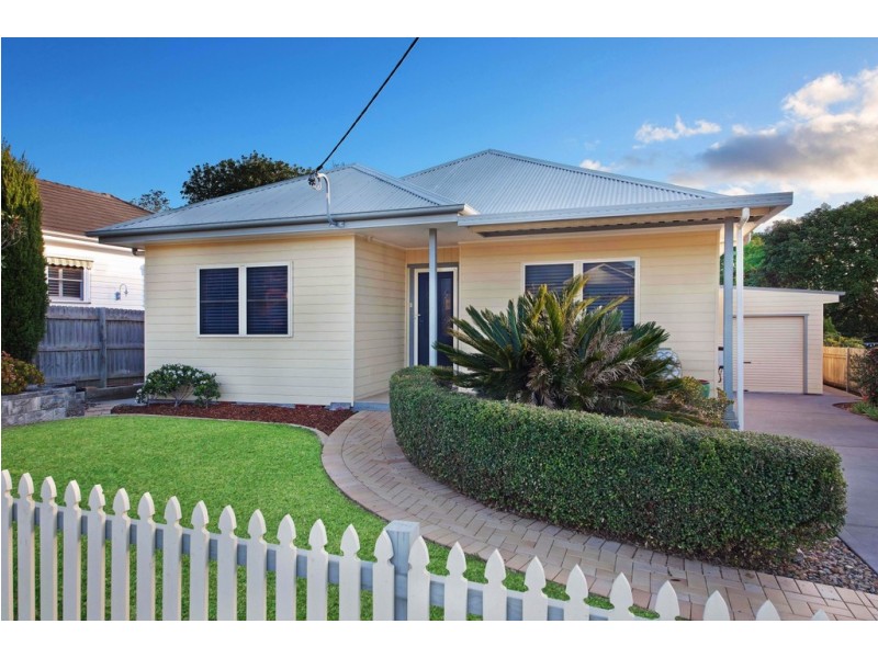 18 Melbourne Street, East Gosford NSW 2250
