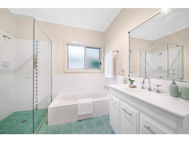 18 Melbourne Street, East Gosford NSW 2250