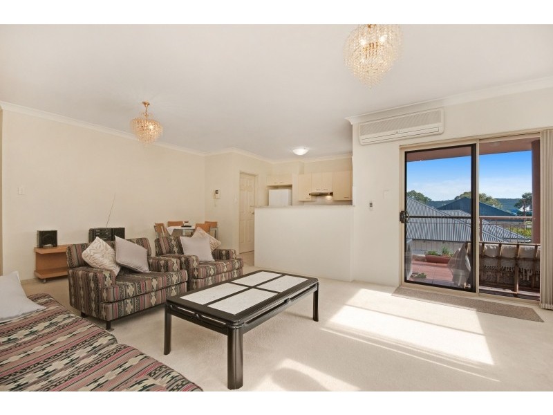 1/3-5 Shortland Street, Point Frederick NSW 2250