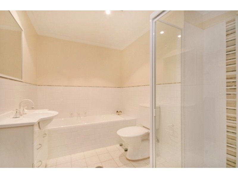 1/3-5 Shortland Street, Point Frederick NSW 2250