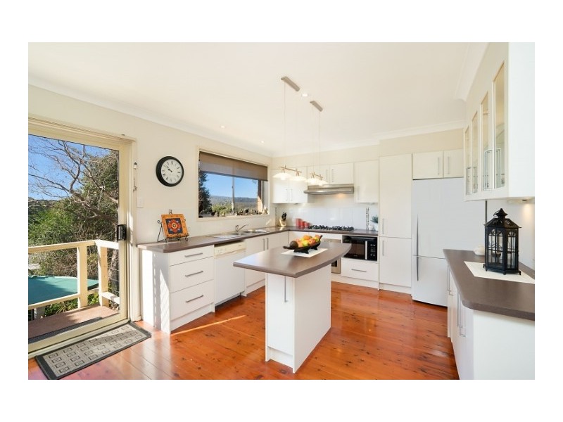 6 Woolard Road, Springfield NSW 2250