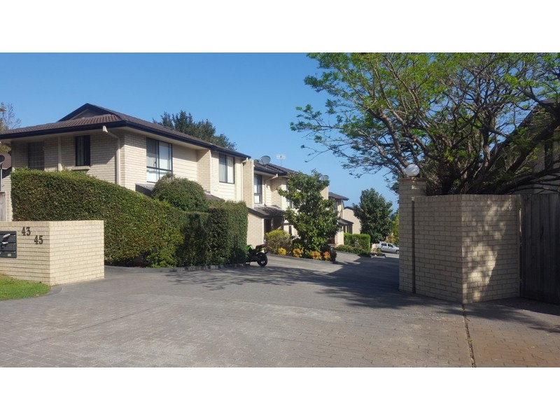 4/43-45 Donnison Street, West Gosford NSW 2250