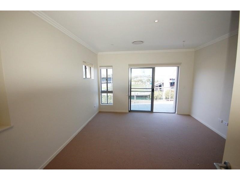5/2a Cape Street South, Gosford NSW 2250
