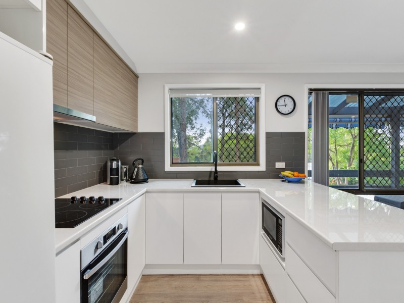 21/31 Fiona Street, Point Clare NSW 2250