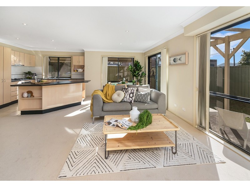 1/297a Henry Parry Drive, North Gosford NSW 2250