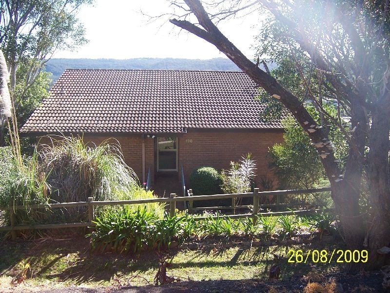 2/100 John Whiteway Drive, Gosford NSW 2250