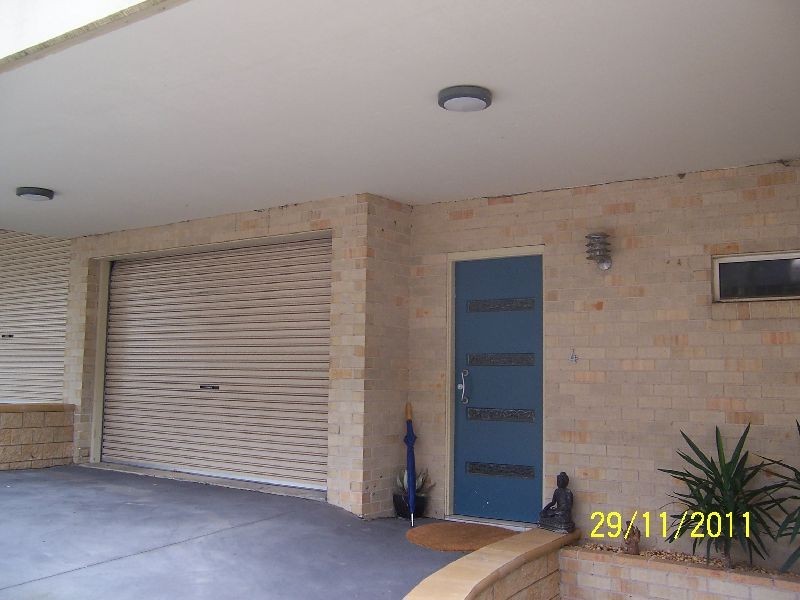 4/4 St George Street, West Gosford NSW 2250