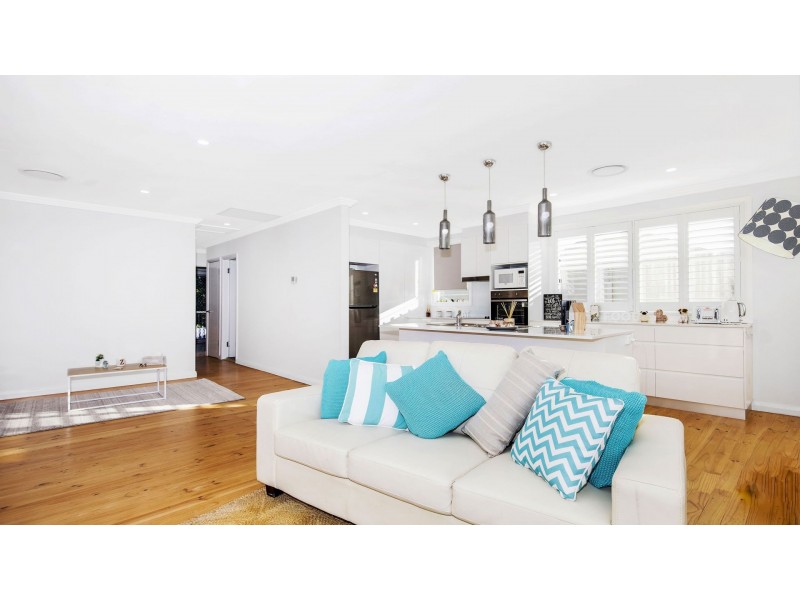 12 Maitland Road, Springfield NSW 2250