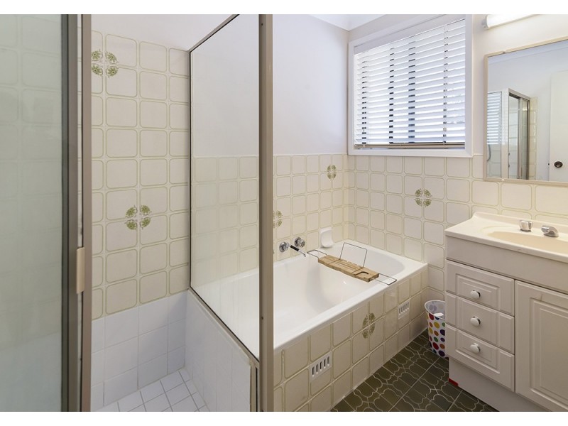 53 Holcombe Avenue, Narara NSW 2250