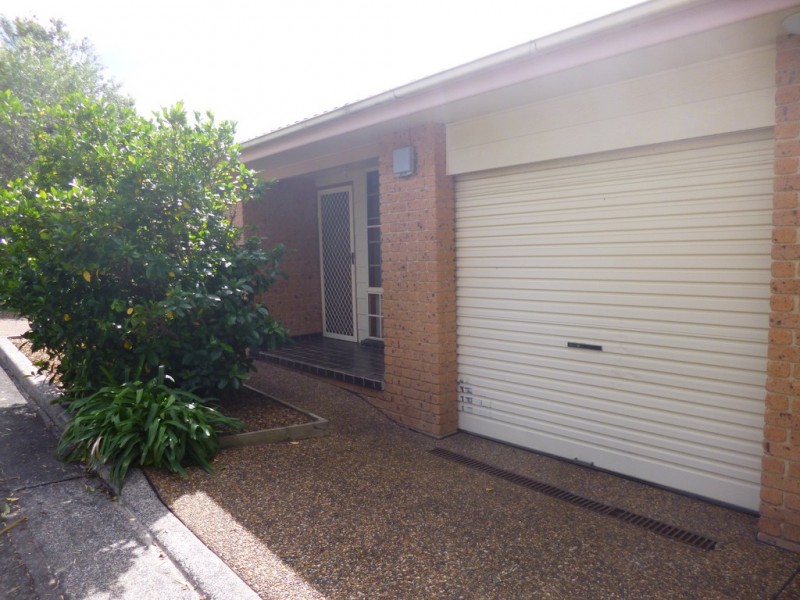 2/17 Althorp Street, East Gosford NSW 2250