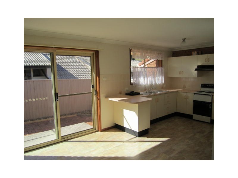 2/17 Althorp Street, East Gosford NSW 2250