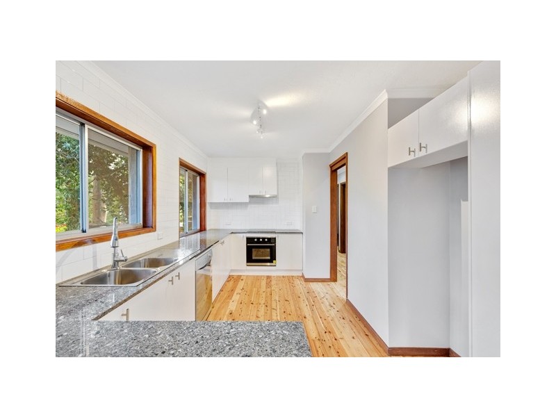 44 Mangrove Rd, Narara NSW 2250