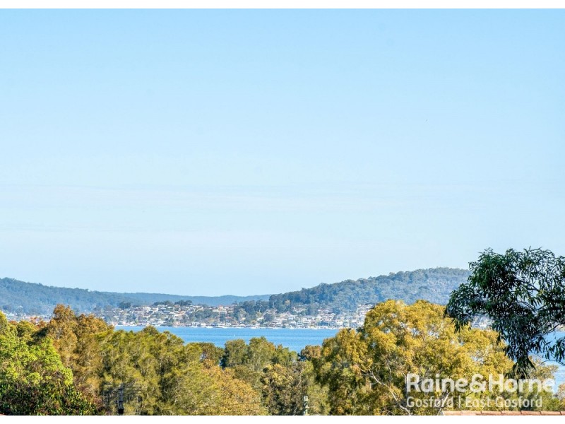 32 Henry Parry Drive, East Gosford NSW 2250