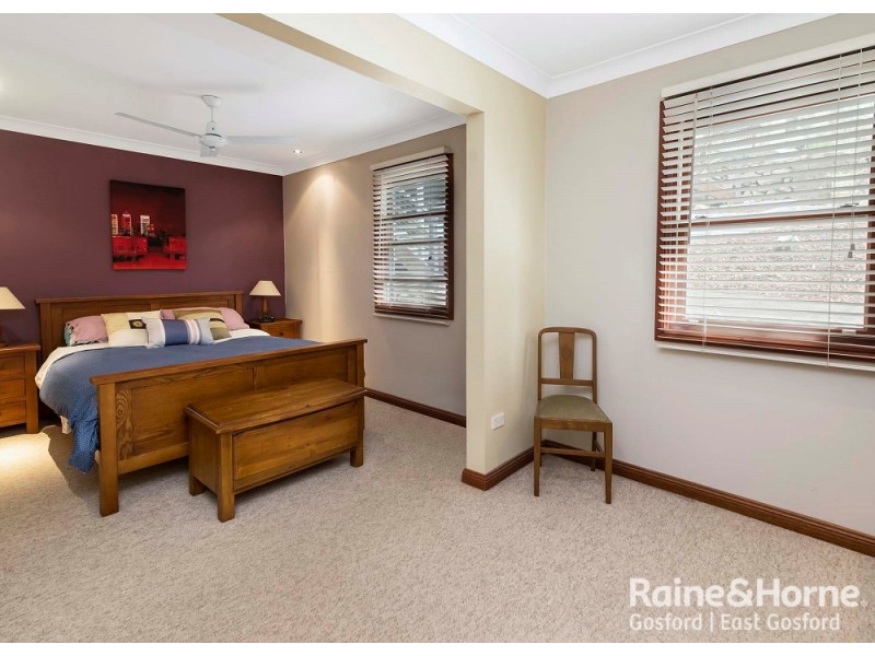 14 Chestnut Street, Wyoming NSW 2250