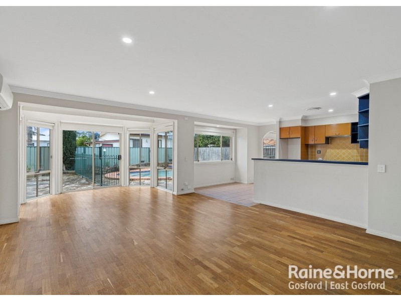 7 Gumleaf Close, Erina NSW 2250