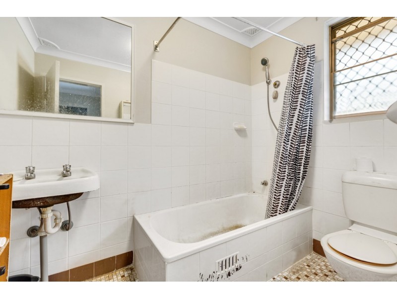 2/177 Gertrude Street, Gosford NSW 2250