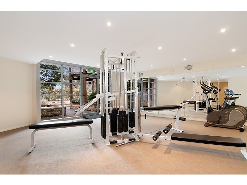 471/80 John Whiteway Drive, Gosford NSW 2250