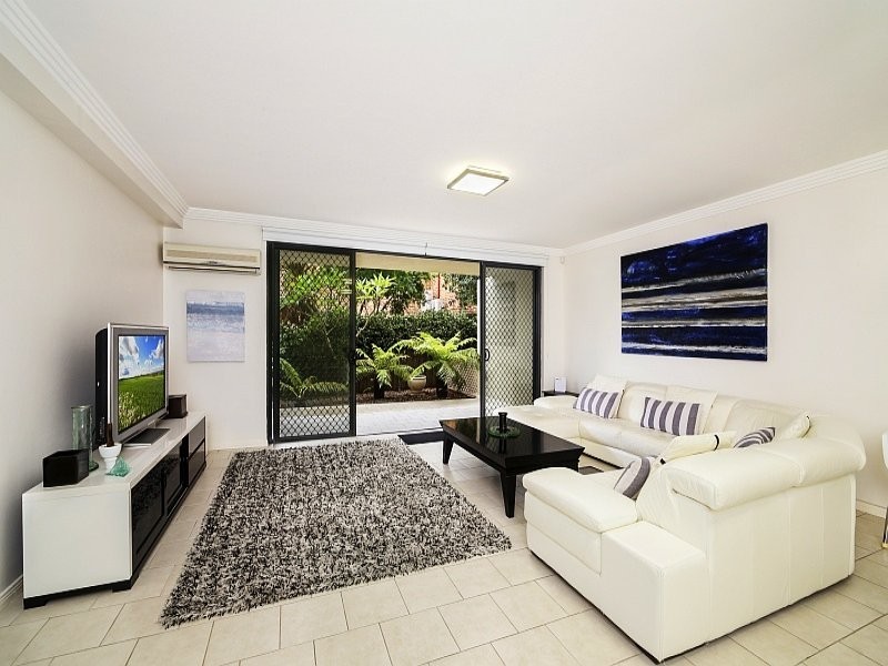 4/187 Albany Street, Point Frederick NSW 2250