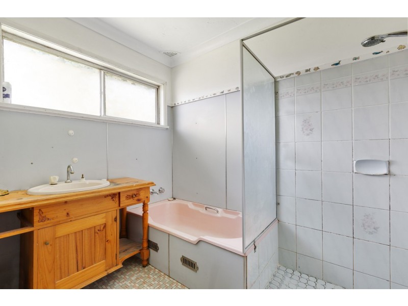 96 Manns Road, Narara NSW 2250