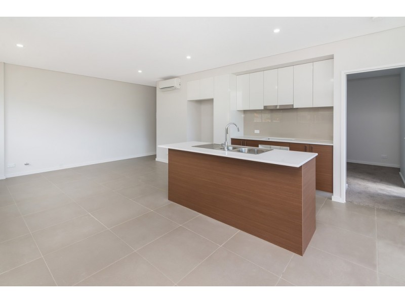 1/14-16 Batley Street, West Gosford NSW 2250