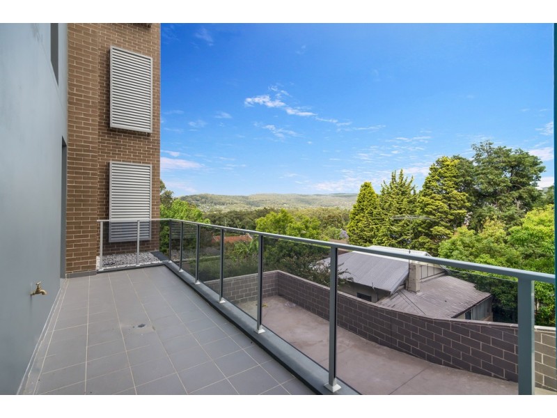 1/14-16 Batley Street, West Gosford NSW 2250