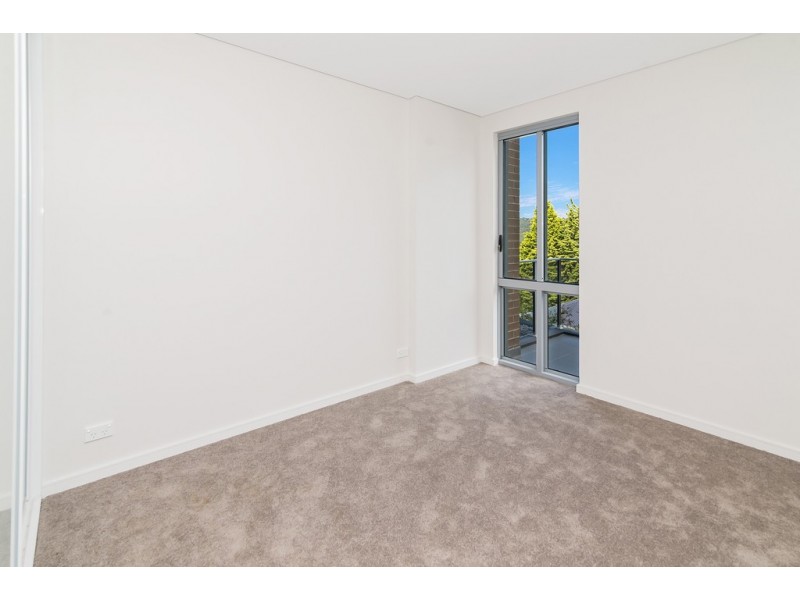 1/14-16 Batley Street, West Gosford NSW 2250