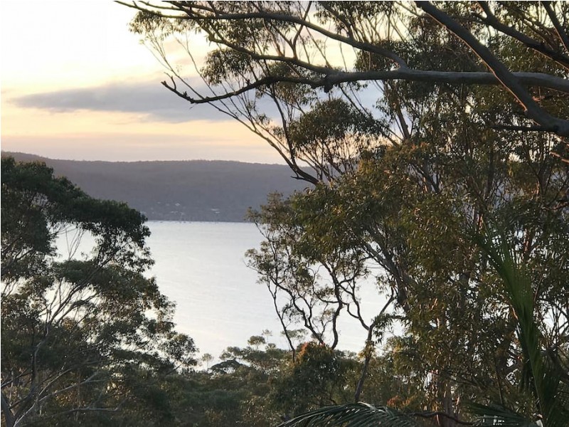 1 Weston Street, Saratoga NSW 2251