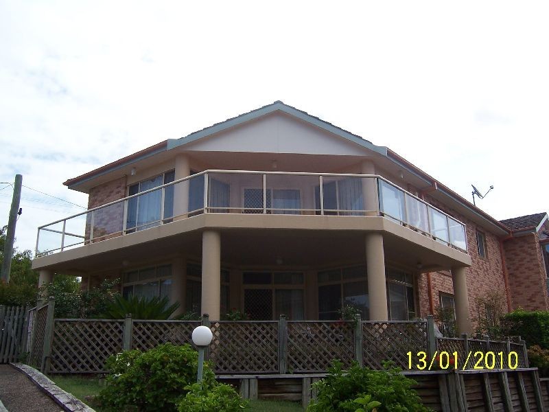 19/9-13 Kurrawa Avenue, Point Clare NSW 2250