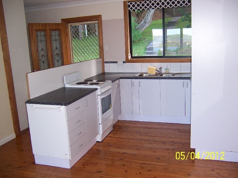 22 Hughes Street, Point Clare NSW 2250
