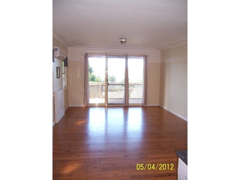 22 Hughes Street, Point Clare NSW 2250