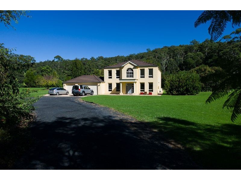 4 Samara Close, Fountaindale NSW 2258