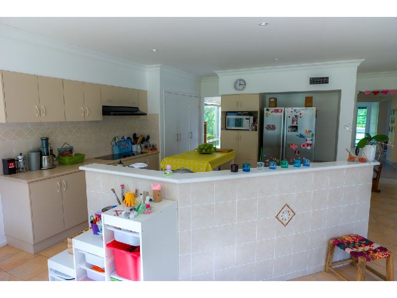4 Samara Close, Fountaindale NSW 2258