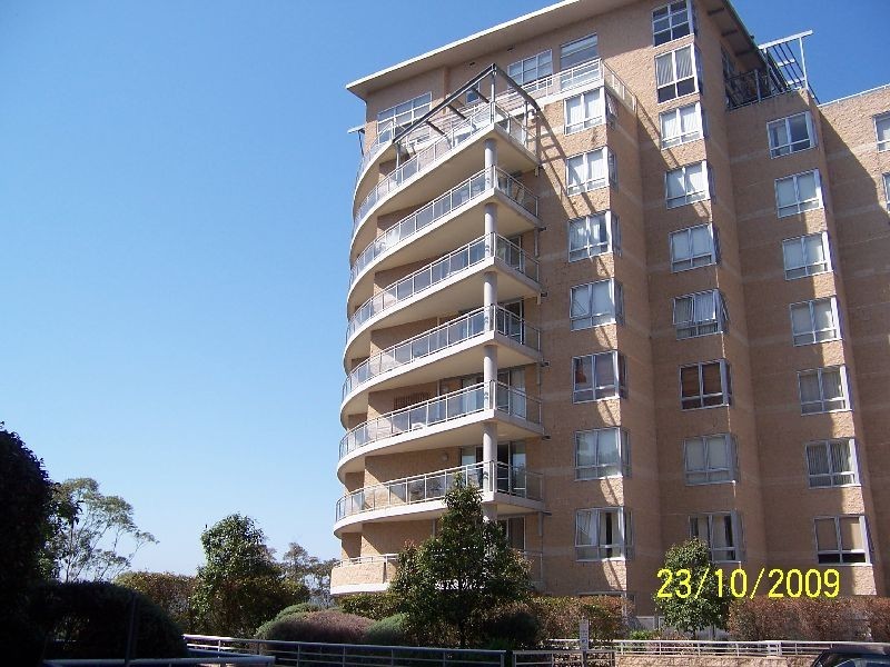 223/80 John Whiteway Drive, Gosford NSW 2250